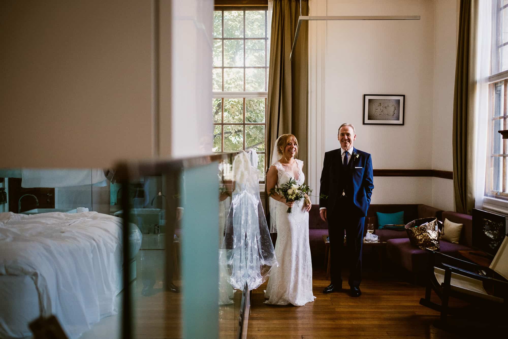 bethnal-green-town-hall-hotel-wedding-photography-0020